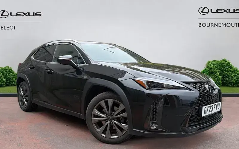 Usado Lexus UX 250h Sport Design Packet 184 CV (135 kW) 2023 SUV
