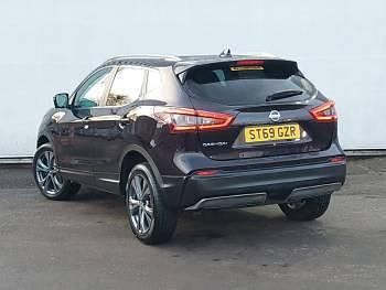 Used Nissan Qashqai N-Connecta 140 HP (102 kW) 2019 Black SUV