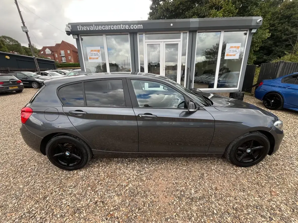 Used BMW 118 Performance 150 HP (110 kW) 2018 Grey Hatchback