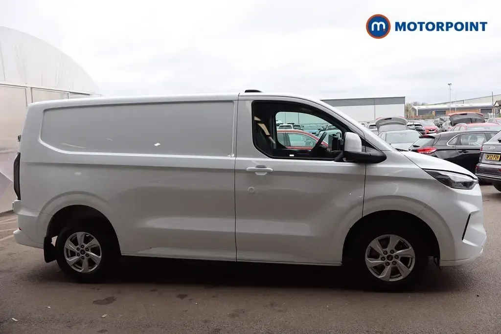 Usado Ford Transit Custom Limited 136 HP (100 kW) 2024 Branco Van