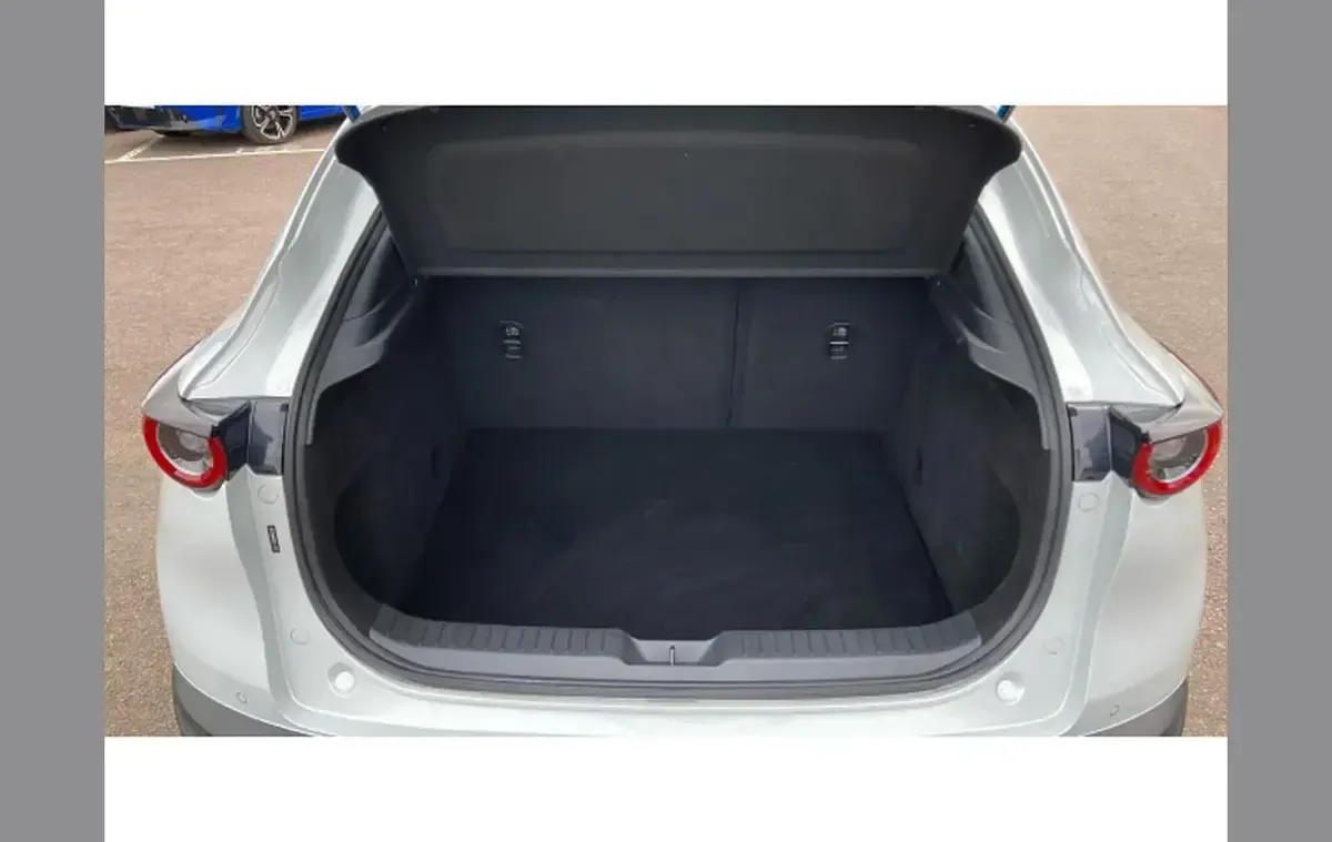 Used Mazda CX-30 Center-Line 140 HP (102 kW) 2025 White SUV