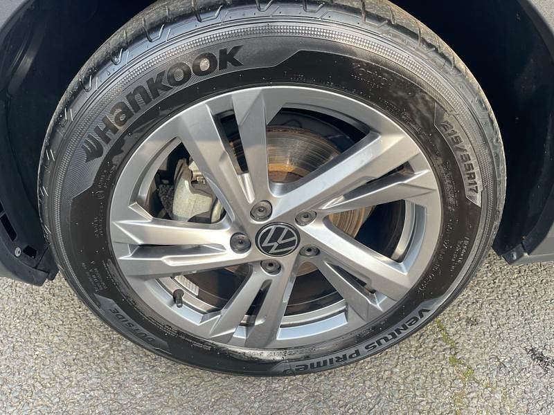 Used VW T-Roc R-line 150 HP (110 kW) 2023 Black SUV