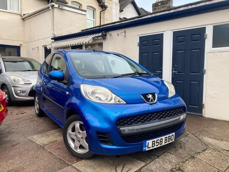 Blue Used 2009 Peugeot 107 Hatchback | £1,295 (Fair price) - Image 1/4