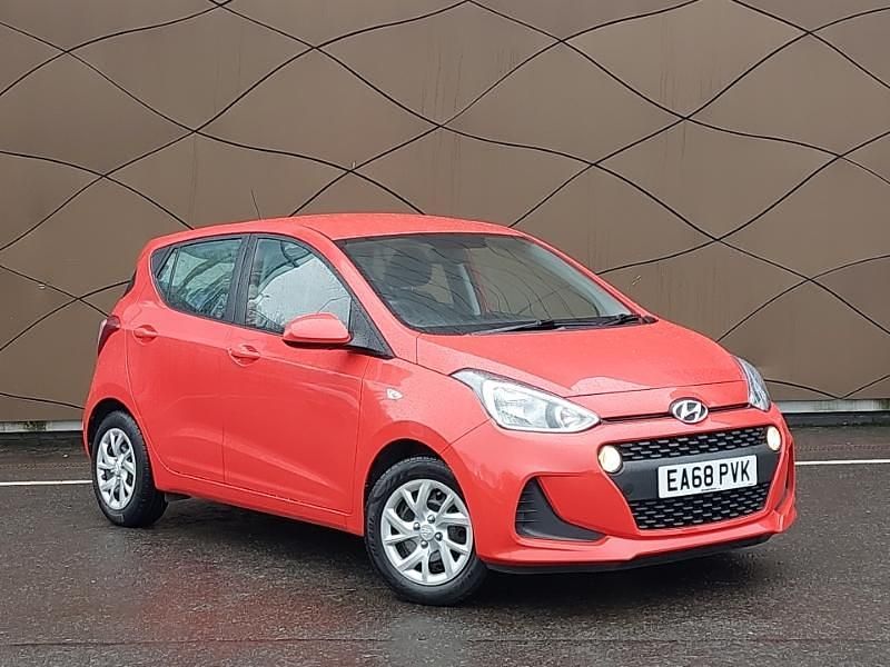 Used Hyundai i10 SE 66 HP (48 kW) 2018 Red Hatchback