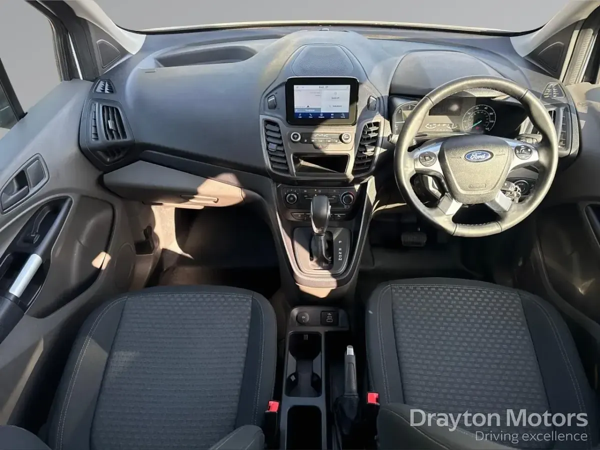 Used Ford Transit Connect Trend 100 HP (73 kW) 2024 White MPV