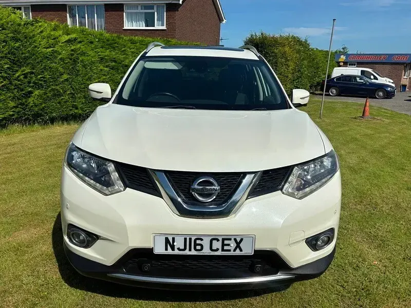 Used Nissan X-Trail N-TEC 130 HP (95 kW) 2016 Pearl white metallic SUV