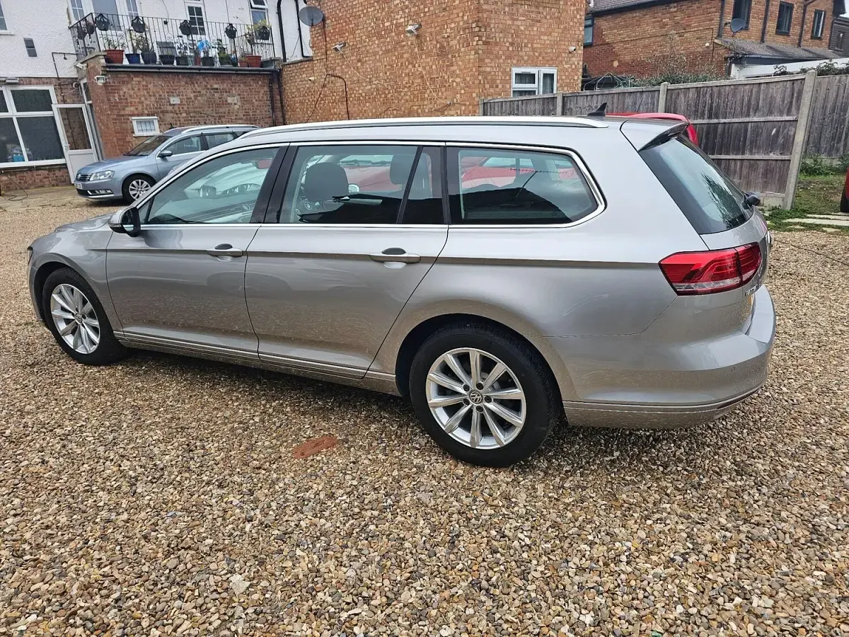 Used VW Passat S 150 HP (110 kW) 2015 Silver Estate