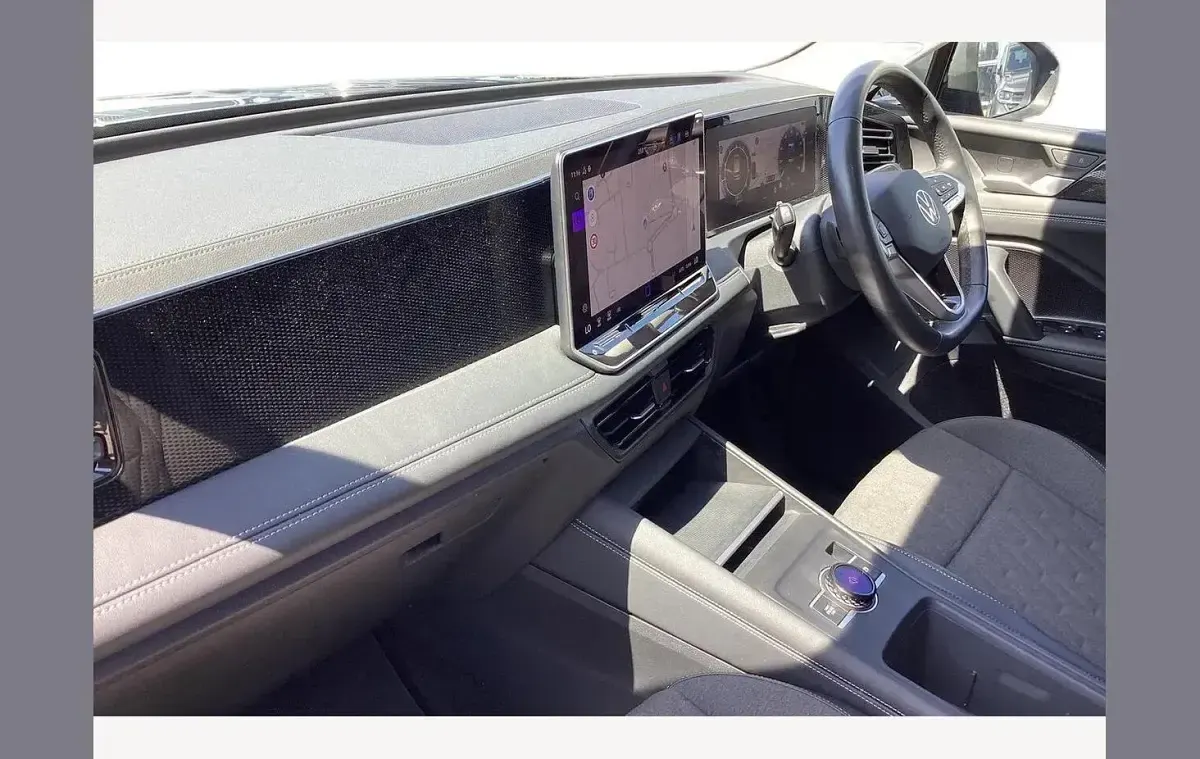 Used VW Tiguan Life 150 HP (110 kW) 2024 Grey SUV
