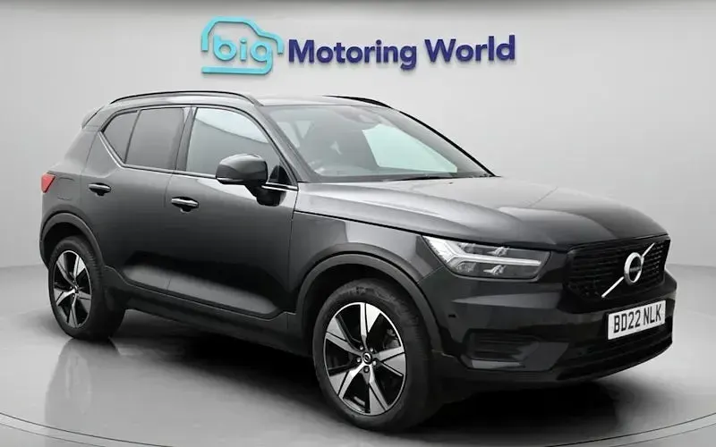 Used Volvo XC40 Plus 211 HP (155 kW) 2021 SUV