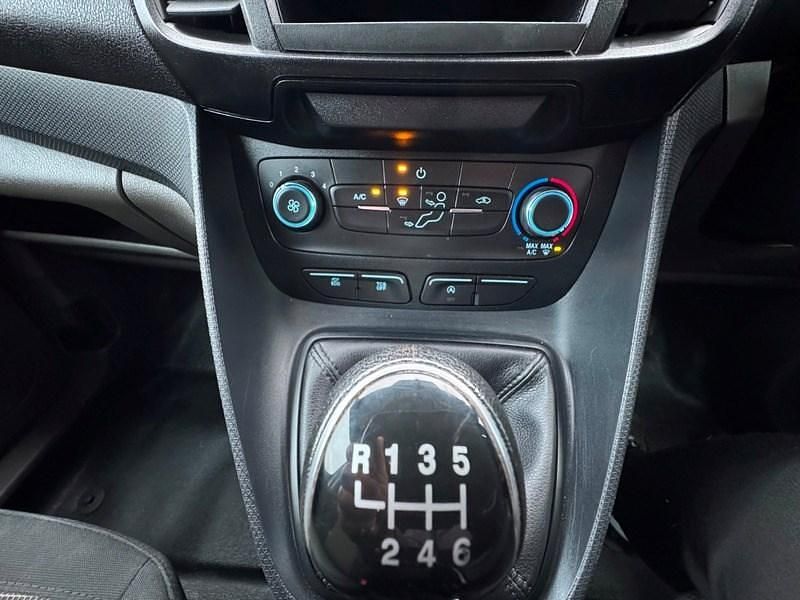 Used Ford Transit Connect 100 HP (73 kW) 2021 White MPV