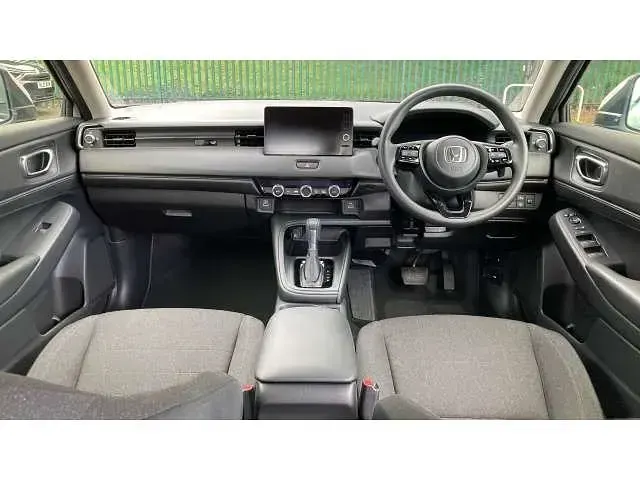 Used Honda HR-V Elegance 131 HP (96 kW) 2023 White SUV