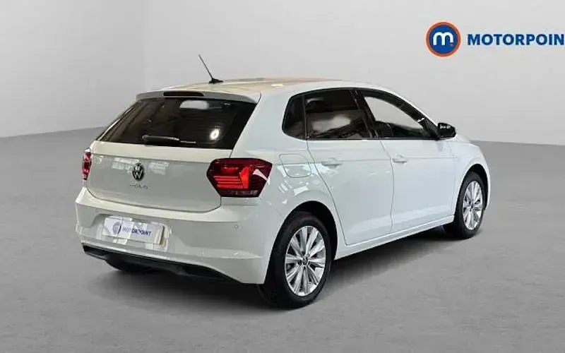Used VW Polo SEL 110 HP (80 kW) 2021 White Hatchback
