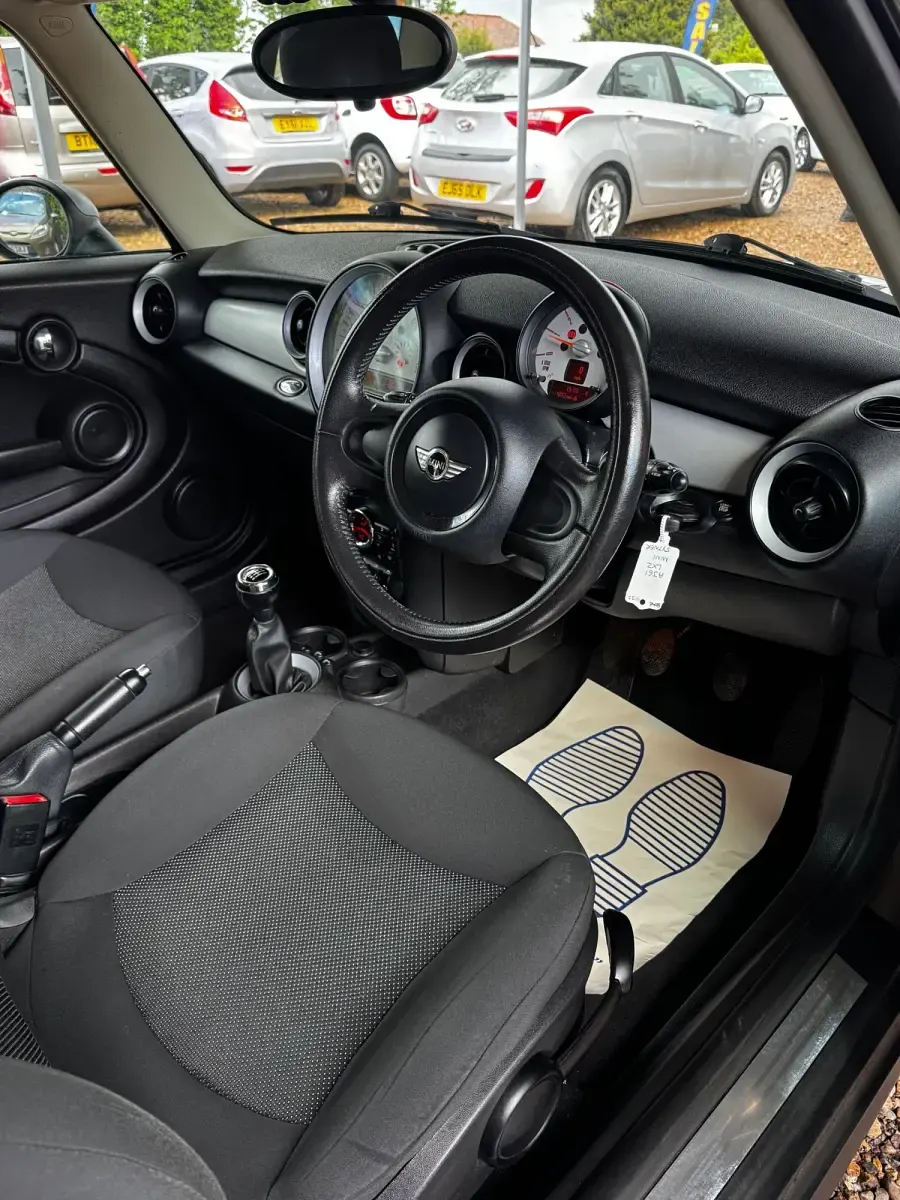 Usado Mini One Clubman 2012 Plateado Familiar