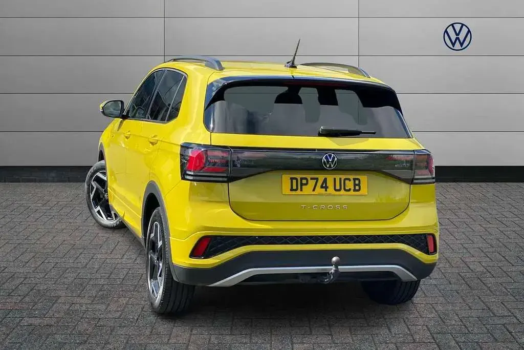 Used VW T-Cross R-line 150 HP (110 kW) 2025 Yellow SUV