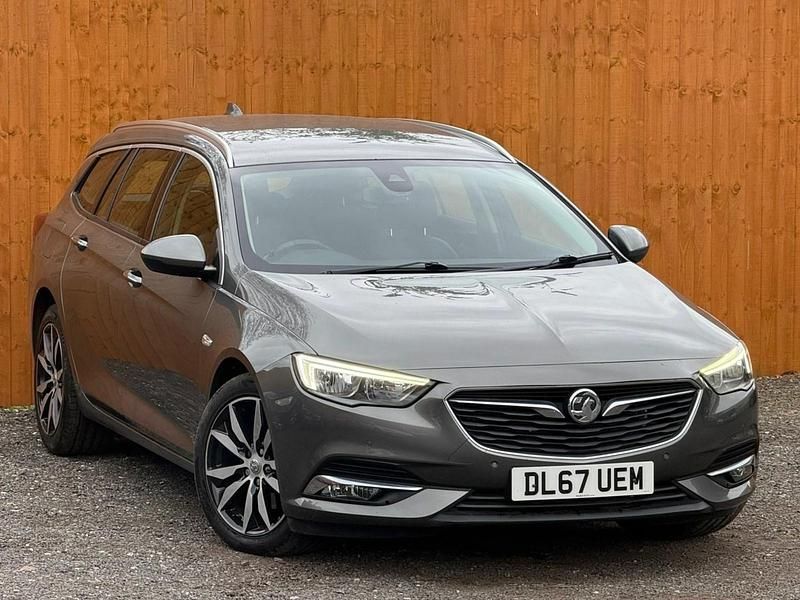 Used Vauxhall Insignia S 170 HP (125 kW) 2017 Grey Estate