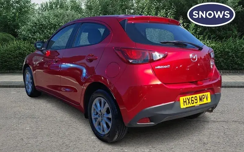 Used Mazda 2 90 HP (66 kW) 2019 Red Hatchback