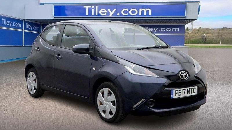 Blue Used 2017 Toyota Aygo X-play Hatchback | £5,490 (Fair price) - Image 1/2
