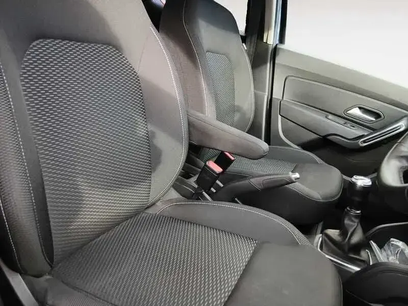 Used Dacia Duster Comfort 100 HP (73 kW) 2020 Black SUV