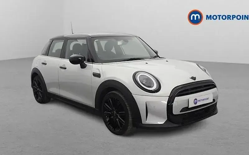 Used Mini Cooper Exclusive 136 HP (100 kW) 2022 Hatchback