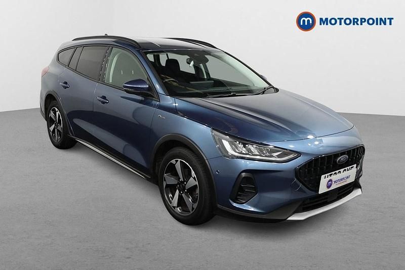 Blue Used 2023 Ford Focus Active Estate | £14,799 (Fair price) - Image 1/4