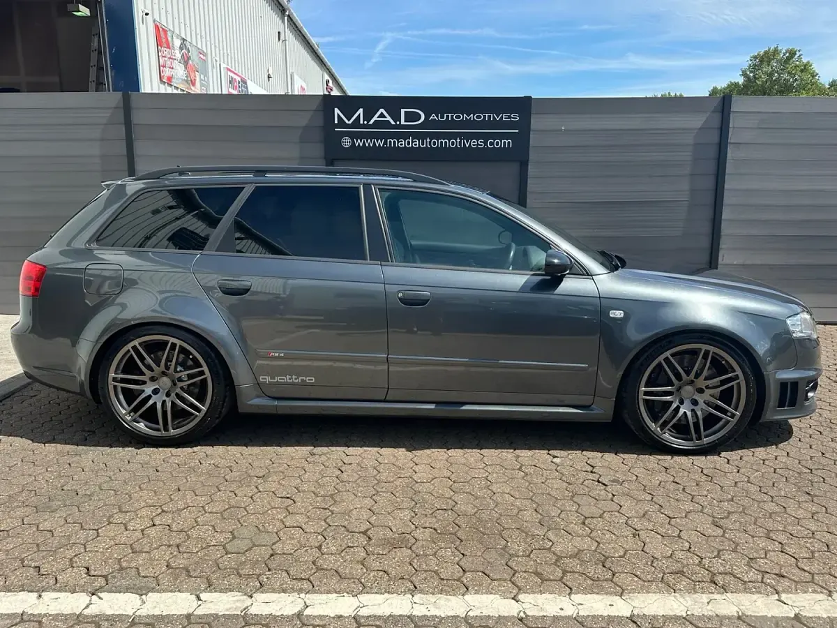 Used Audi RS4 420 HP (308 kW) 2007 Grey Estate