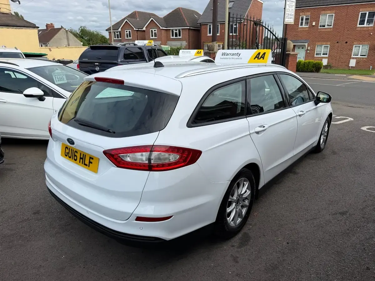 Used Ford Mondeo Style 150 HP (110 kW) 2016 White Estate
