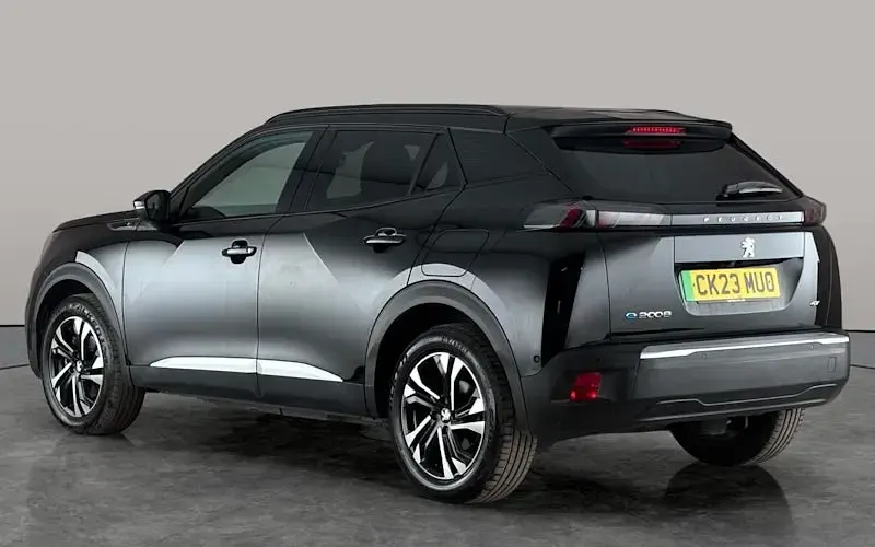 Used Peugeot e-2008 GT 100 kW (136 HP) 2023 Black SUV