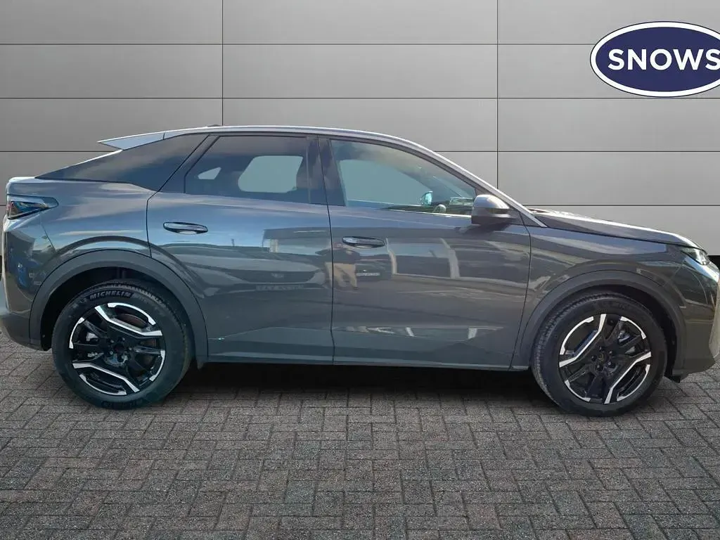 New Peugeot e-3008 Allure 11 kW (15 HP) 2025 SUV