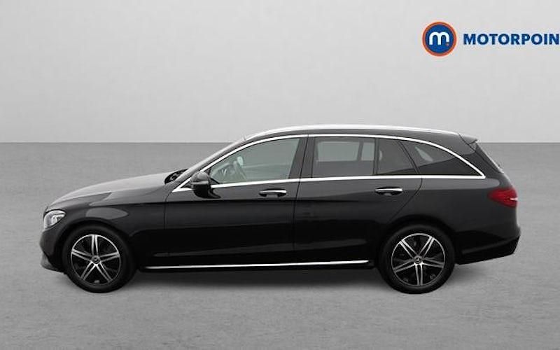 Used Mercedes C200 Premium Plus 184 HP (135 kW) 2019 Black Estate
