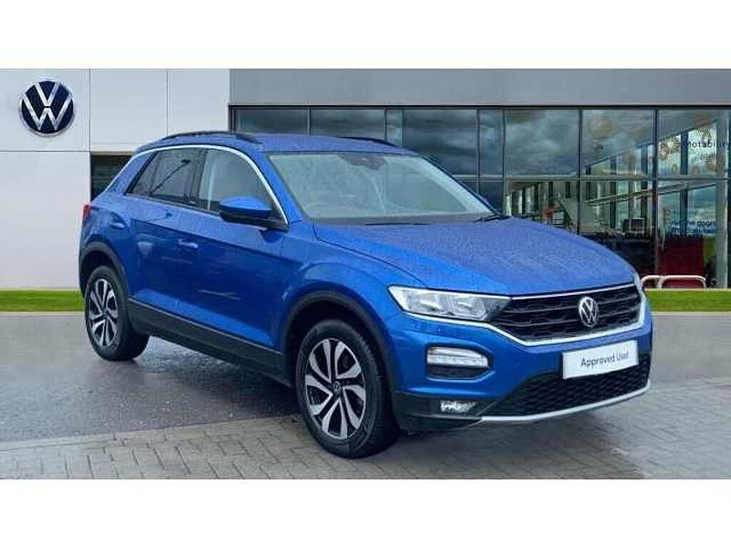 Used VW T-Roc Active 110 HP (80 kW) 2022 Ravenna blue metallic SUV