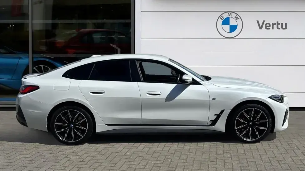 Used BMW i4 M Sport 250 kW (340 HP) 2024 White Sedan