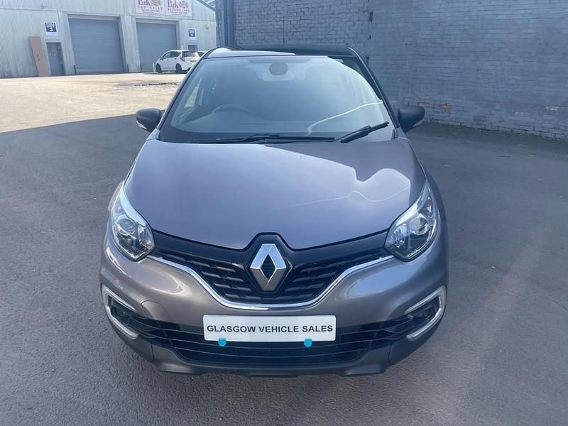 Usado Renault Captur Dynamique 90 HP (66 kW) 2018 Cinzento SUV