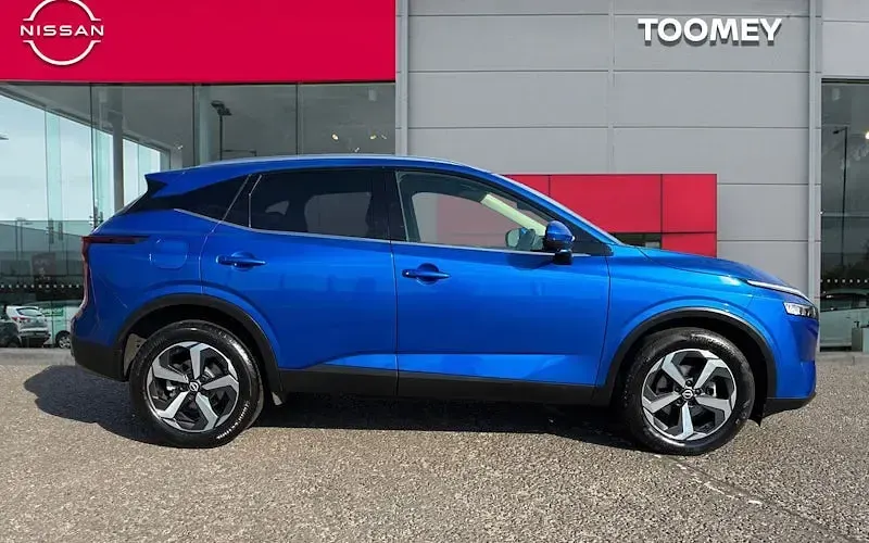 Used Nissan Qashqai N-Connecta 140 HP (102 kW) 2023 Blue SUV