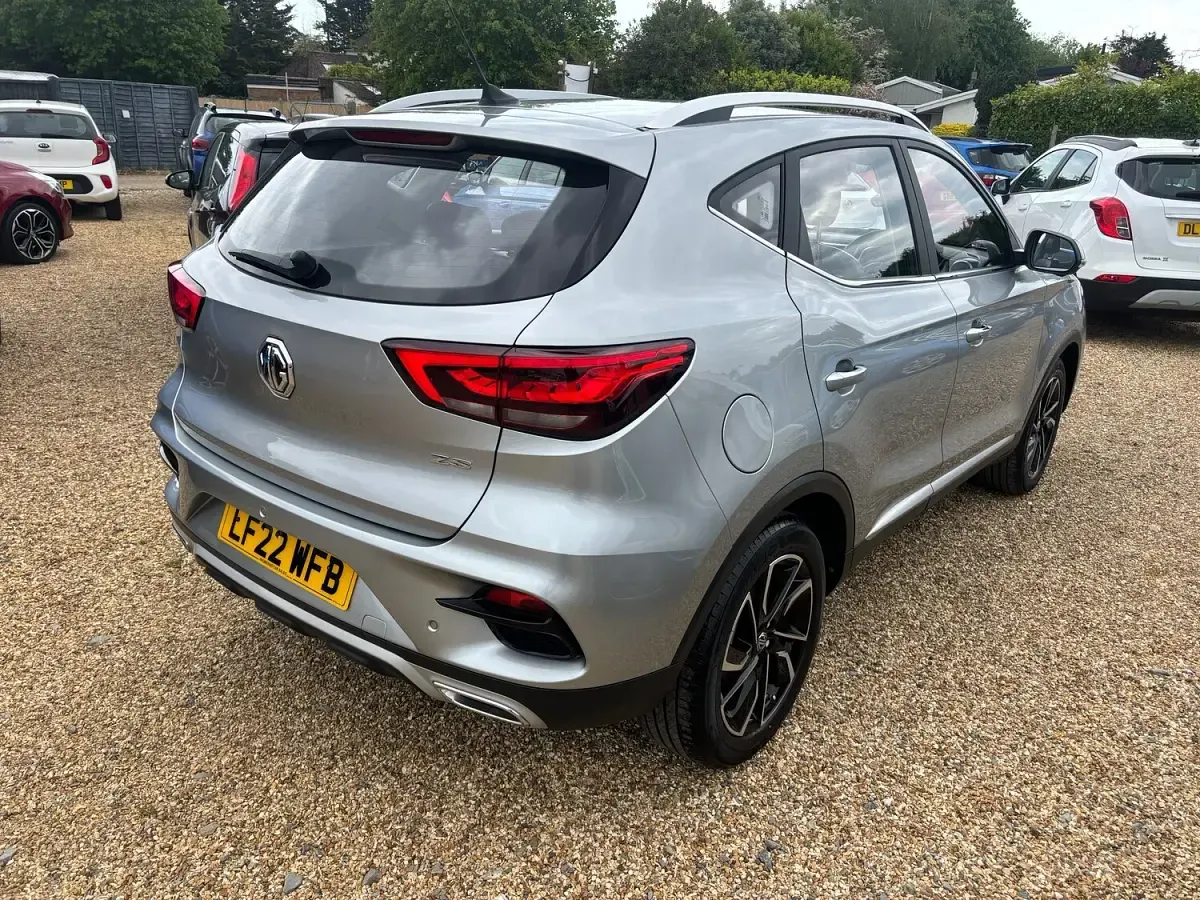 Used MG ZS Exclusive 111 HP (81 kW) 2022 Silver SUV