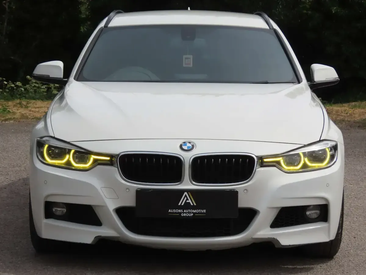 Used BMW 320 M Sport 2018 White Estate