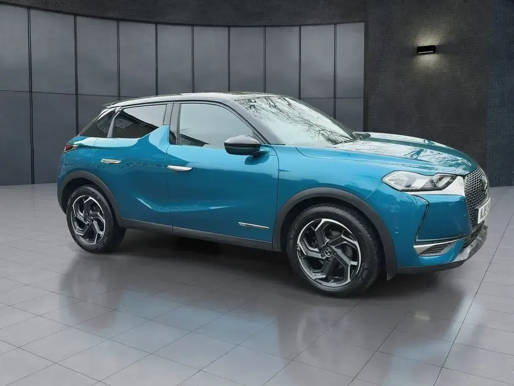 Used DS Automobiles DS3 Prestige 100 HP (73 kW) 2019 Blue MPV
