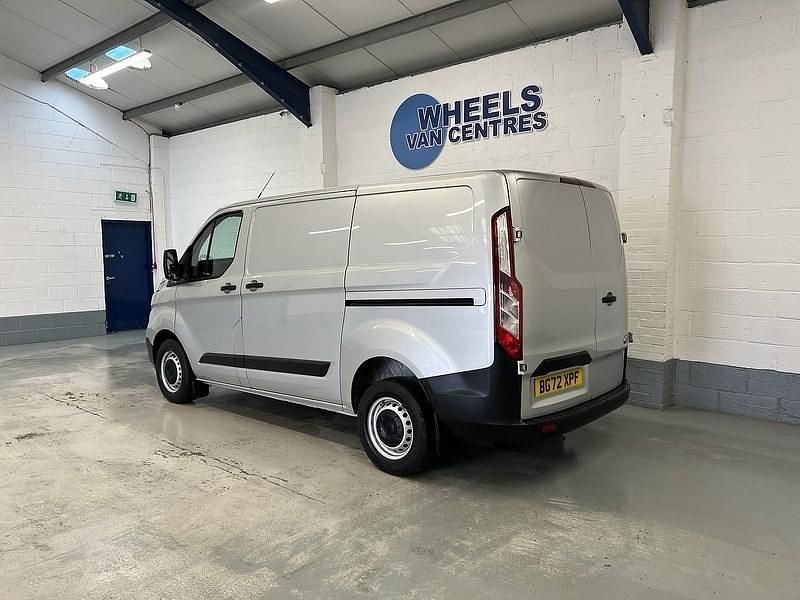 Used Ford Transit Custom S 105 HP (77 kW) 2022 Silver Van