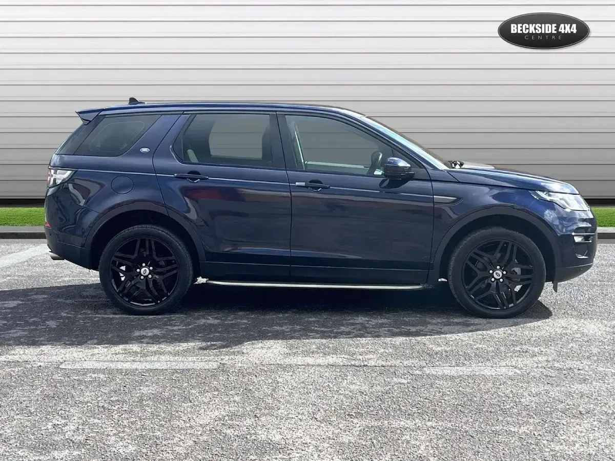 Used Land Rover Discovery Sport SE 2015 Blue SUV
