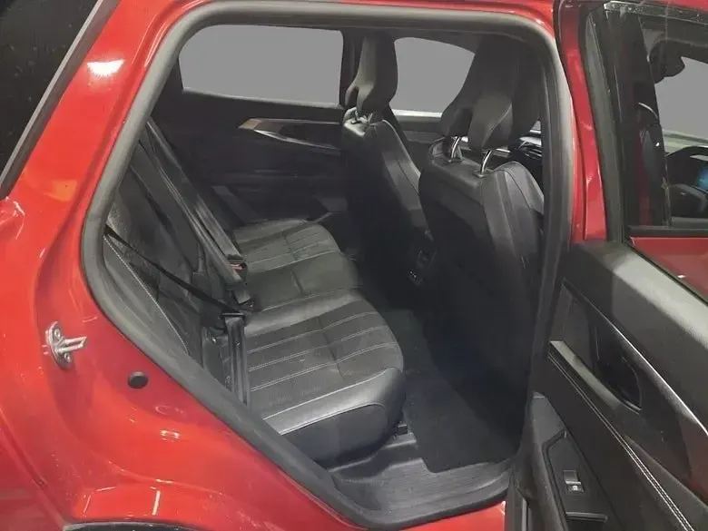 Gebraucht Renault Austral Techno 200 PS (147 kW) 2024 Rot SUV