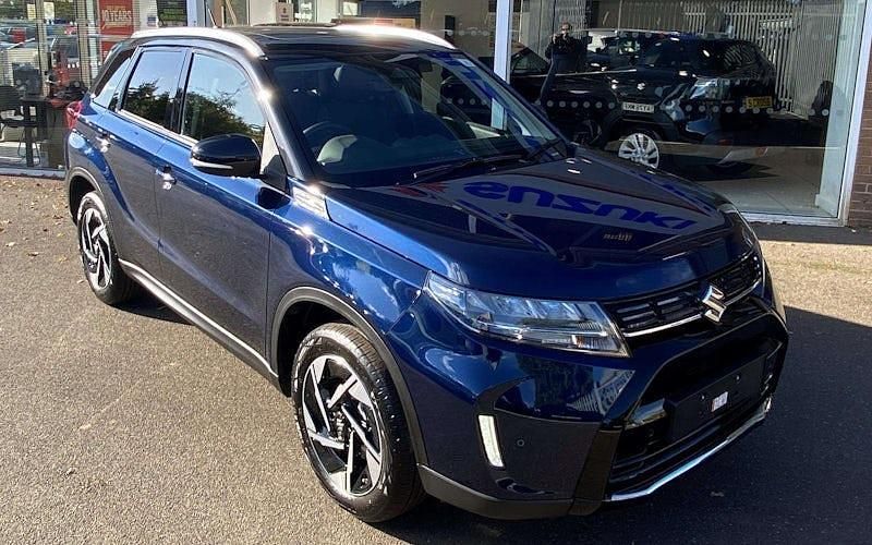 New 2025 Suzuki Vitara SUV | £26,034 (Expensive) - Image 1/3