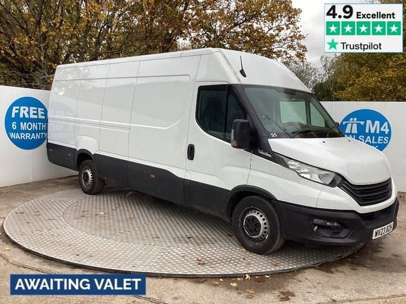 White Used 2023 Iveco Daily Van | £21,995 (Expensive) - Image 1/3