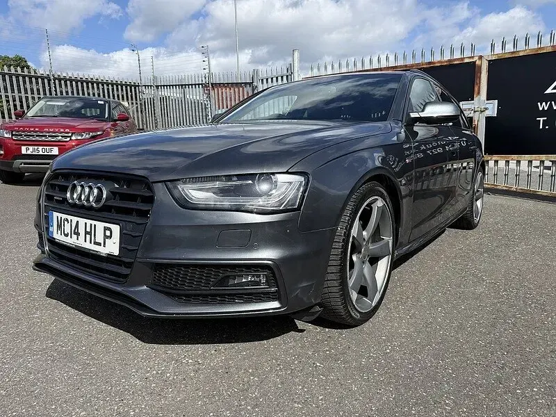 Used Audi A4 Black Edition 175 HP (128 kW) 2014 Grey Estate