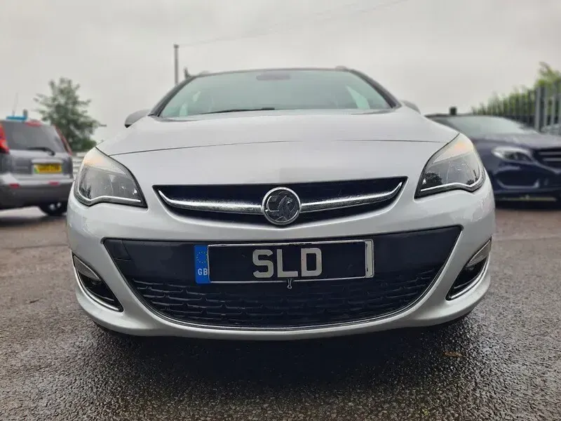 Used Vauxhall Astra 2012 Silver