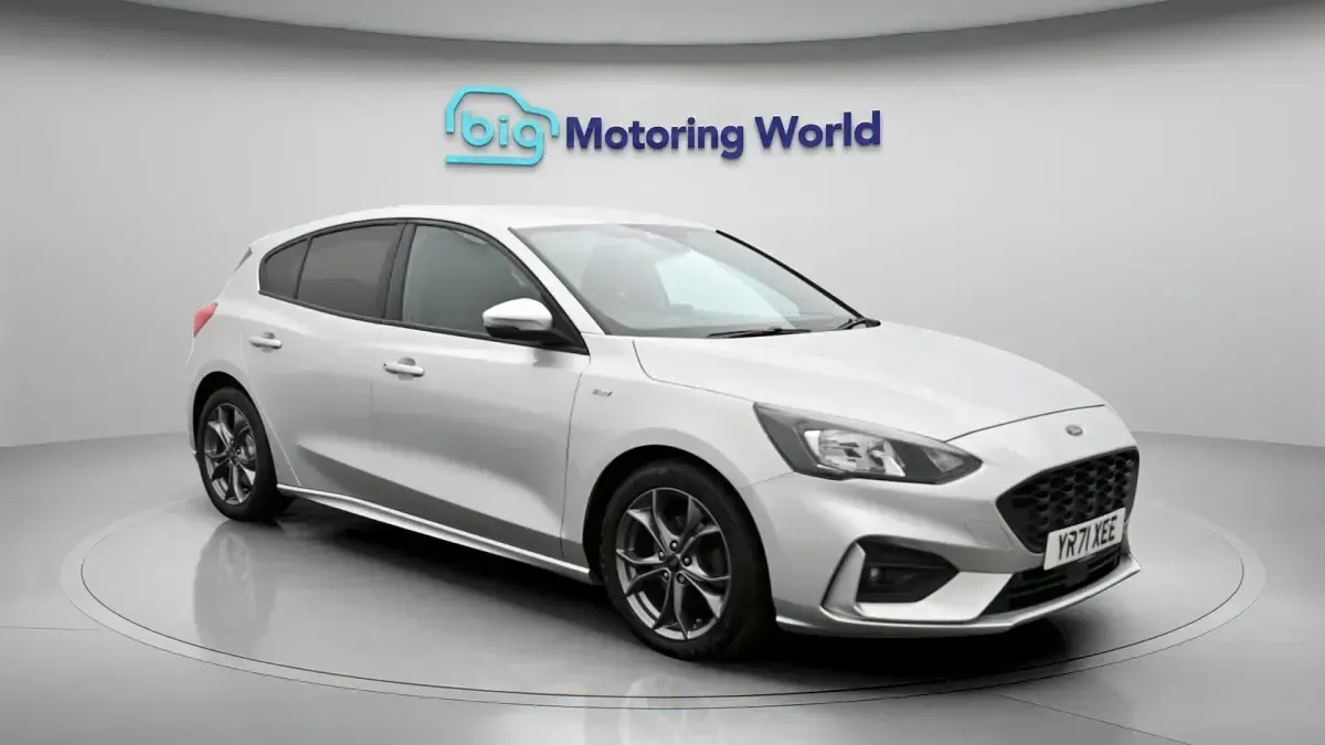 Used Ford Focus ST-Line 120 HP (88 kW) 2021 Hatchback