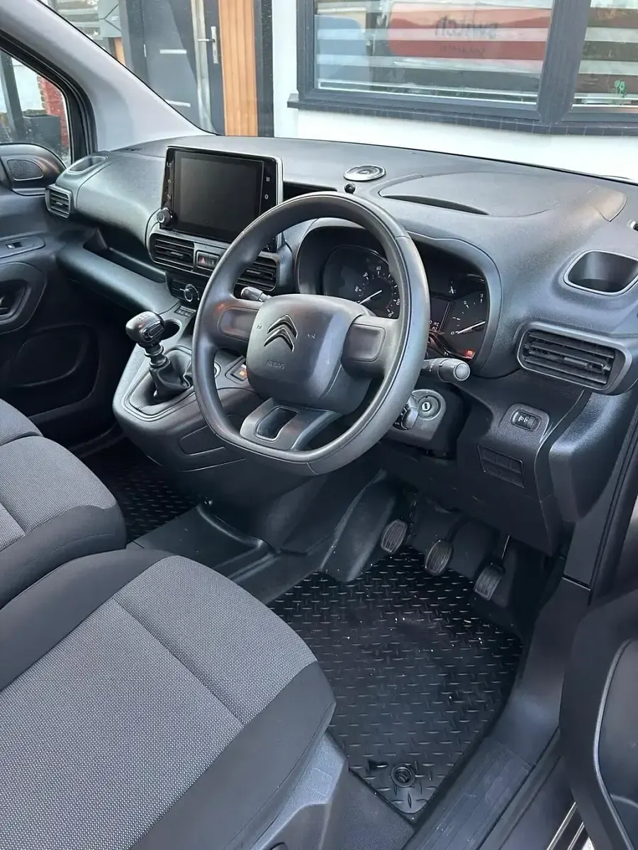 Used Citroën e-Berlingo PureTech 110 HP (80 kW) 2020 Grey