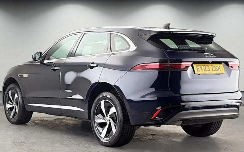 Używany Jaguar F-Pace R-Dynamic 204 KM (150 kW) 2023 Niebieski SUV