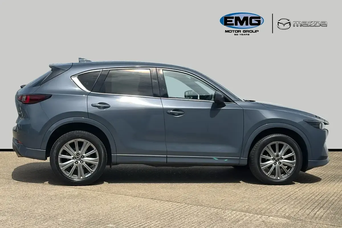 Usado Mazda 6 Takumi-Line 194 HP (142 kW) 2024 Prateado SUV