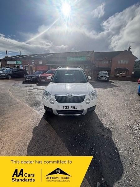 Used Skoda Yeti LAURIN & KLEMENT 170 HP (125 kW) 2013 White SUV