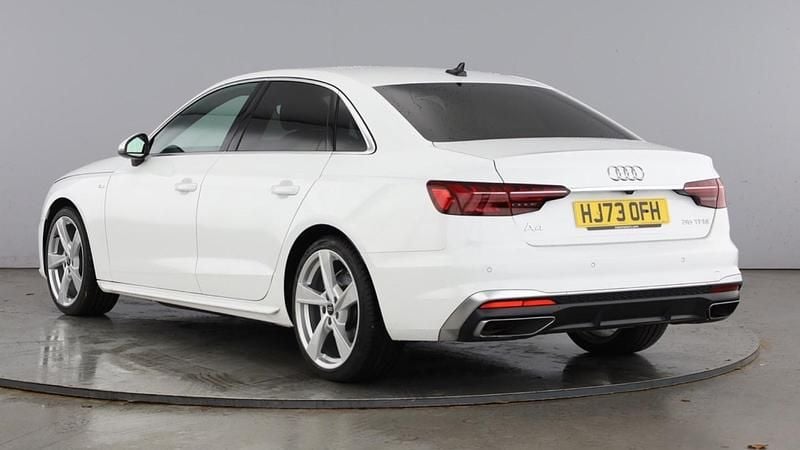 Used Audi A4 S-Line 150 HP (110 kW) 2023 White Sedan