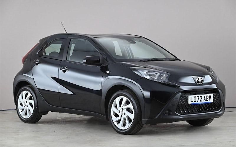 Usado Toyota Aygo X PURE 72 HP (52 kW) 2025 SUV